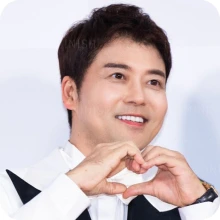미니쉬 공식 브랜드 페이지에 소개된 전현무