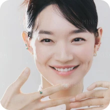 미니쉬 공식 브랜드 페이지에 소개된 신민아